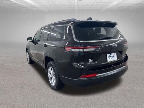 Used 2022 Jeep Grand Cherokee L Limited w/ Luxury Tech Group II image 10