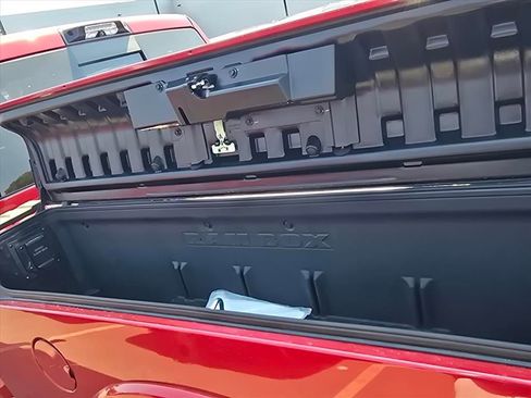 New 2026 RAM 2500 Limited AWD/4WD image 8