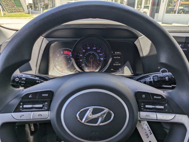 Used 2023 Hyundai Elantra SE FWD image 22