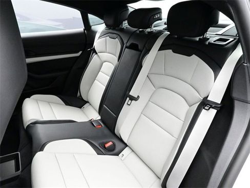 New 2026 Porsche Taycan image 14