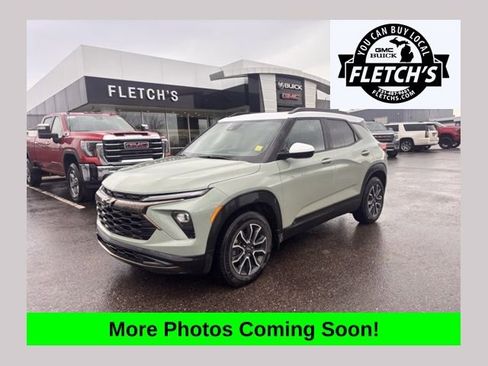 Used 2024 Chevrolet TrailBlazer ACTIV w/ Convenience Package AWD/4WD image 1