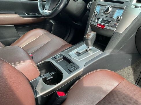 Used 2014 Subaru Outback 3.6R Limited image 18