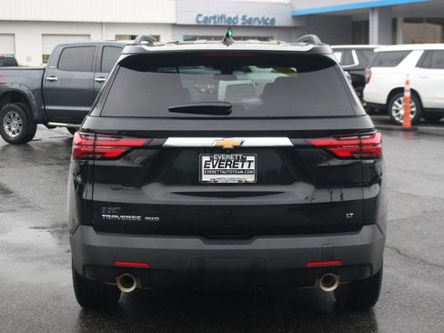 Used 2023 Chevrolet Traverse LT w/ LPO, Cargo Package AWD/4WD image 6