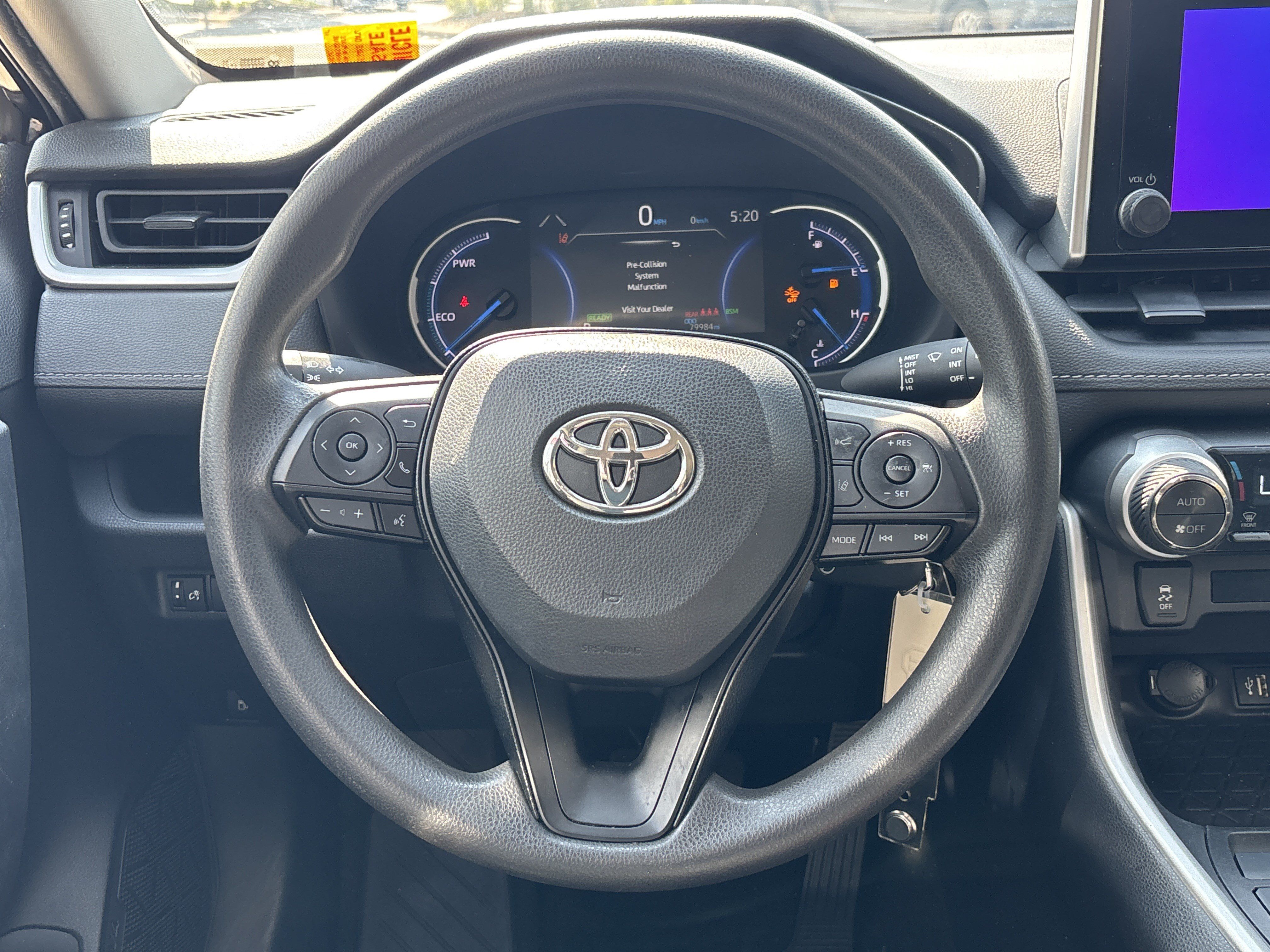 Used 2023 Toyota RAV4 LE AWD/4WD image 17