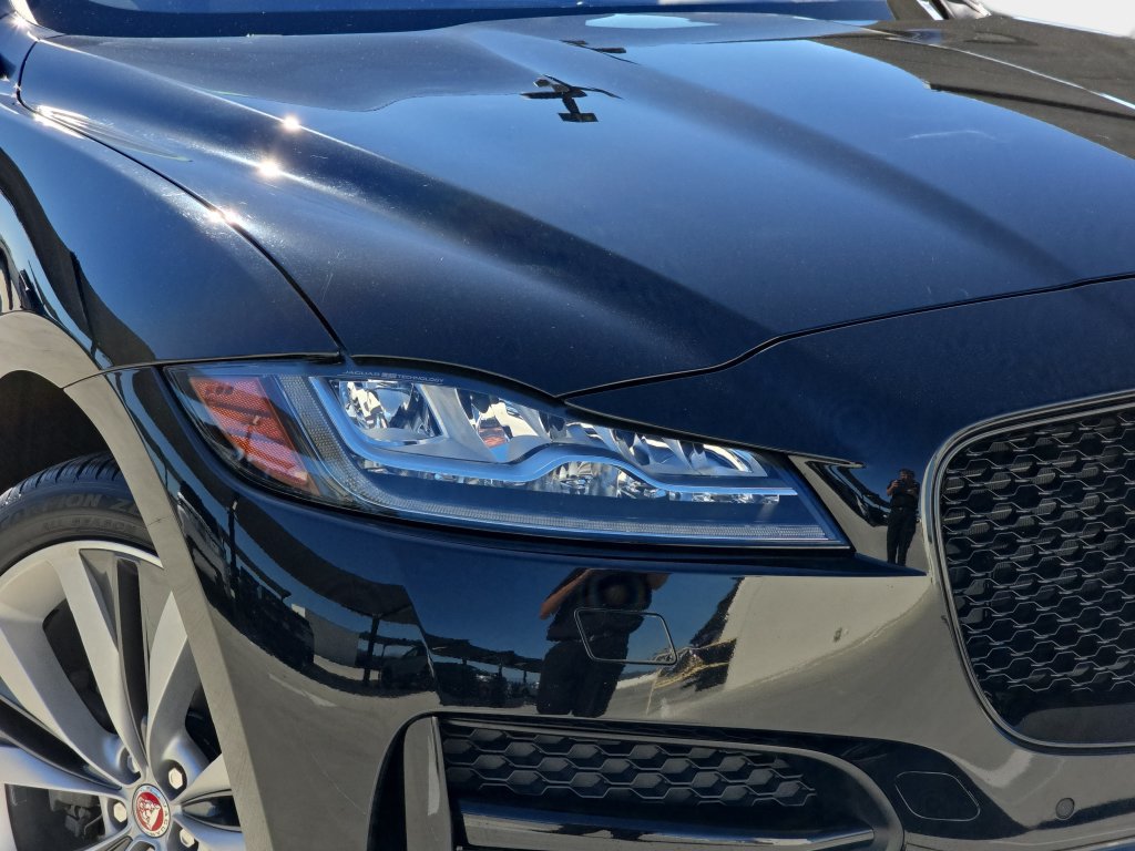 Used 2017 Jaguar F-PACE R-Sport AWD/4WD image 35