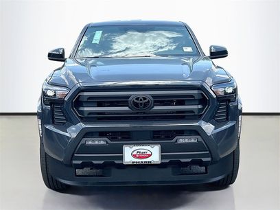 New 2025 Toyota Tacoma SR5