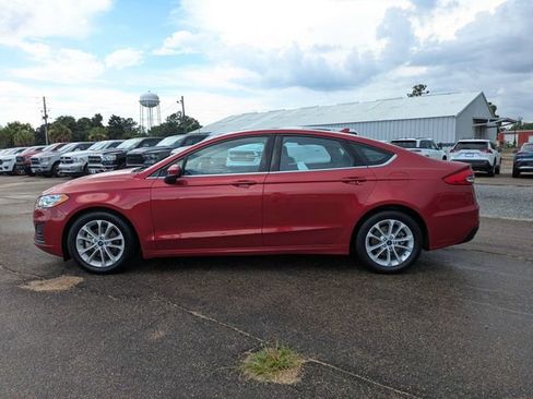 Used 2020 Ford Fusion SE FWD image 7