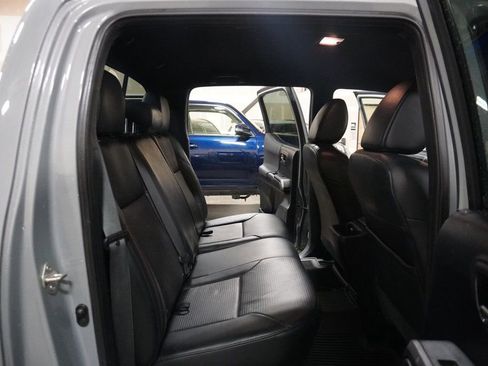 Used 2017 Toyota Tacoma TRD Pro image 8