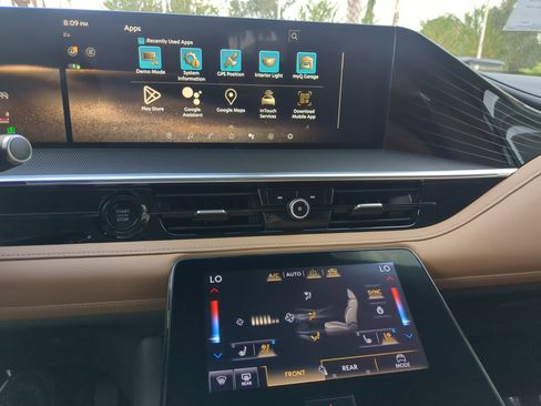 New 2026 INFINITI QX80 Luxe image 29