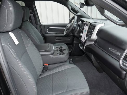 Used 2025 RAM 2500 Big Horn image 26