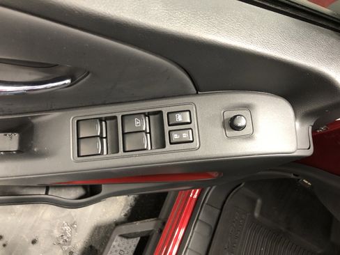 Used 2024 Nissan Frontier PRO-4X w/ Pro Convenience Package image 16