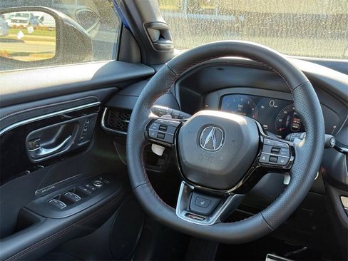 New 2025 Acura ADX A-Spec image 9