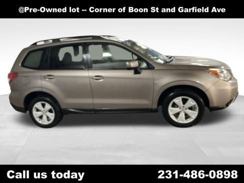 Used 2016 Subaru Forester 2.5i Premium w/ All-Weather Package image 6