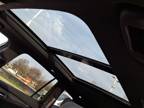 Certified 2023 Cadillac XT6 Luxury image 11