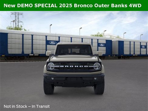 New 2025 Ford Bronco Outer Banks image 40