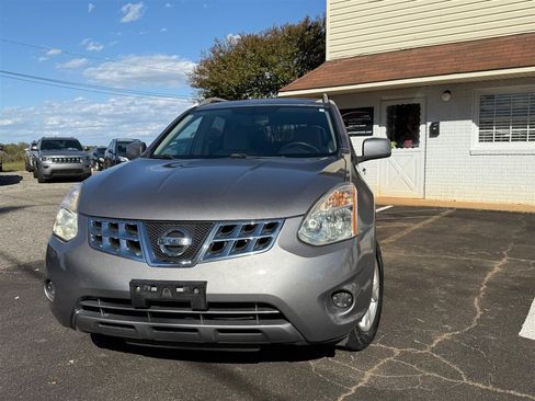 Used 2011 Nissan Rogue SV image 9