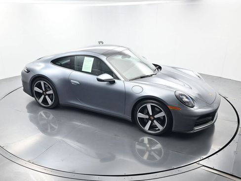 Certified 2025 Porsche 911 Carrera RWD image 41