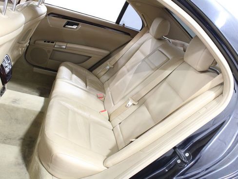 Used 2010 Mercedes-Benz S 550 4MATIC image 16