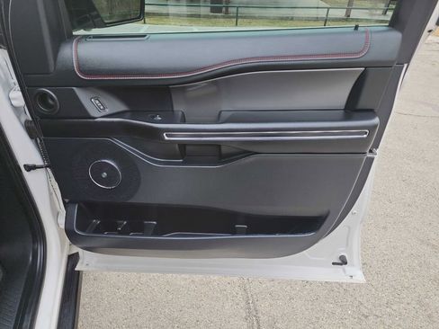 Used 2019 Ford Expedition Limited w/ Equipment Group 303A image 39