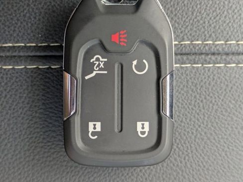 Used 2024 GMC Terrain Denali w/ Denali Premium Package image 35