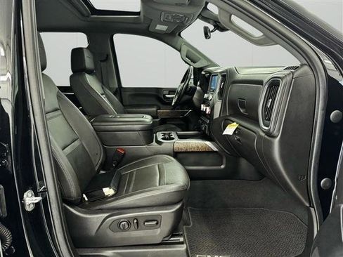 Used 2021 GMC Sierra 3500 Denali w/ Denali Ultimate Package AWD/4WD image 17