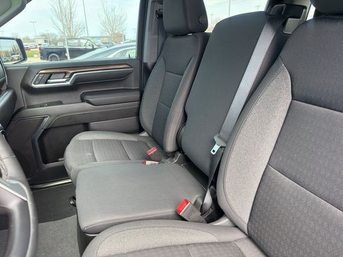 Used 2024 Chevrolet Silverado 1500 RST w/ Z71 Off-Road Package image 22