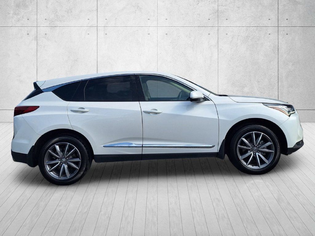 Used 2023 Acura RDX w/ Technology Package FWD image 4