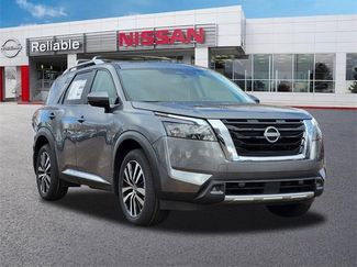 New 2025 Nissan Pathfinder Platinum video 1