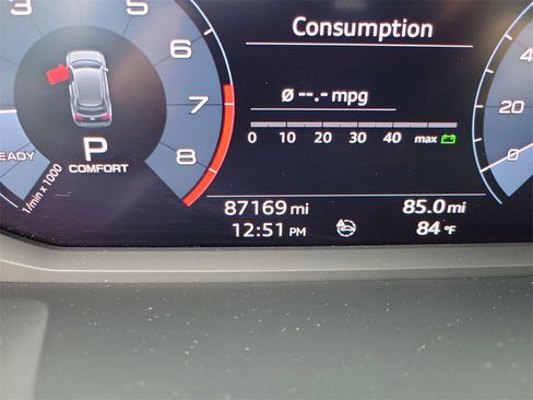 Used 2020 Audi Q3 2.0T Premium w/ Convenience Package image 34