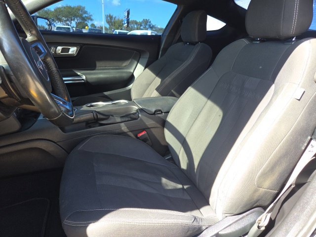 Used 2019 Ford Mustang GT RWD image 14