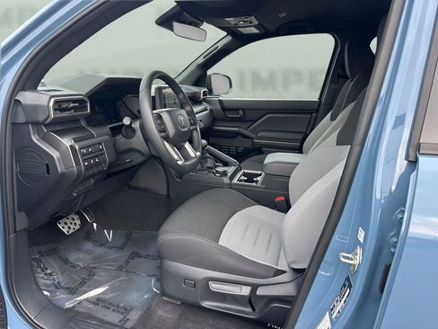 Used 2025 Toyota 4Runner TRD Sport image 9