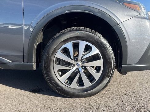 Used 2020 Subaru Outback Premium image 10