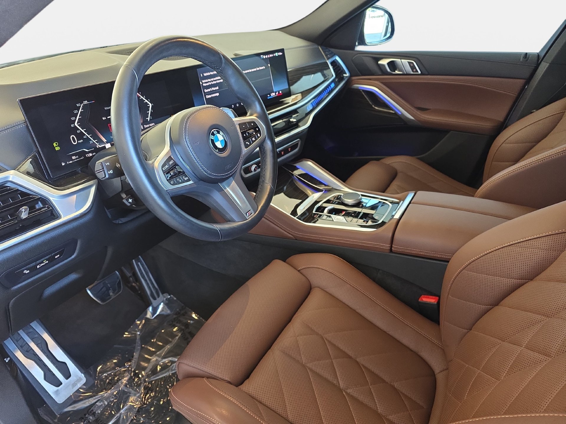 Used 2024 BMW X6 xDrive40i w/ M Sport Professional Package AWD/4WD image 16