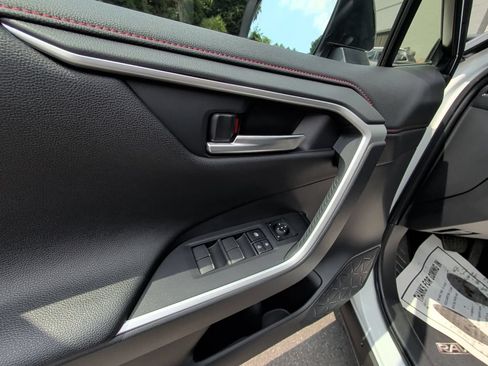 Used 2025 Toyota RAV4 XSE w/ Weather Package AWD/4WD image 11