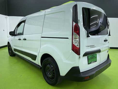 Used 2020 Ford Transit Connect XLT image 7