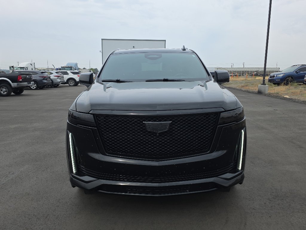 Used 2021 Cadillac Escalade Sport AWD/4WD image 2