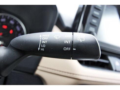 Used 2019 Toyota RAV4 LE w/ All Weather Liner Package FWD image 18