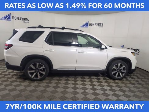 Certified 2024 Honda Pilot Elite image 6
