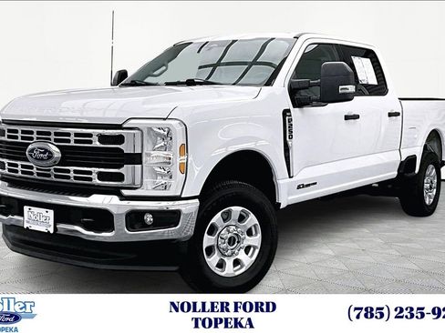 Used 2024 Ford F250 XLT w/ FX4 Off-Road Package image 1