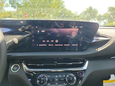 New 2026 Buick Envista Sport Touring w/ Convenience I Package FWD image 10