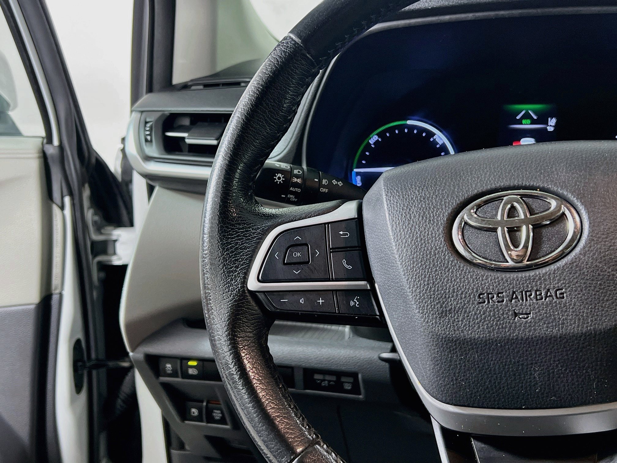 Used 2022 Toyota Sienna XLE FWD image 19
