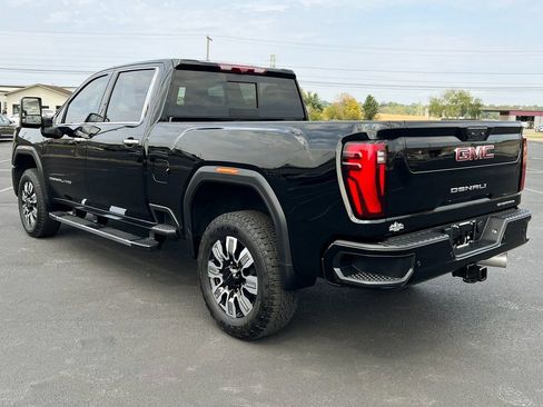 Used 2024 GMC Sierra 2500 Denali w/ Denali Reserve Package image 14