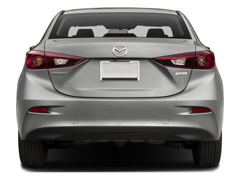 Used 2017 MAZDA MAZDA3 Sport w/ Preferred Equipment Package FWD image 8