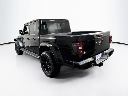 Used 2022 Jeep Gladiator Overland AWD/4WD image 7