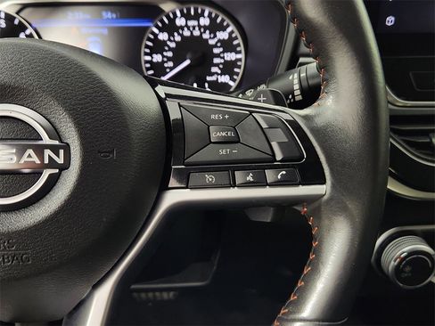 Used 2023 Nissan Altima 2.5 SR w/ SR Premium Package image 19