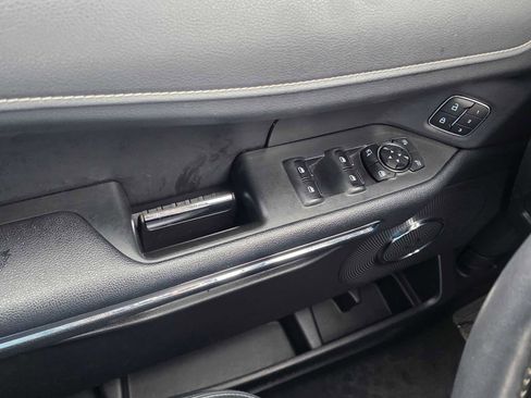 Used 2024 Ford Expedition Max XLT AWD/4WD image 36