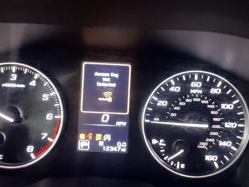 Used 2025 Subaru Outback Onyx Edition AWD/4WD image 14