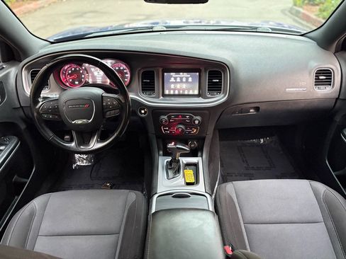 Used 2020 Dodge Charger SXT image 7