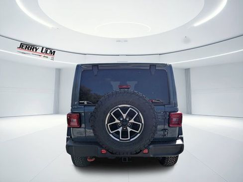 New 2026 Jeep Wrangler Unlimited Rubicon AWD/4WD image 4