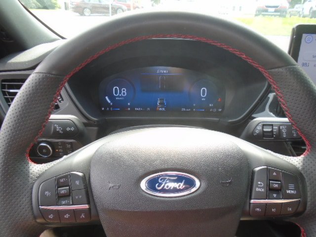 Used 2023 Ford Escape ST-Line Select w/ Tech Pack #2 AWD/4WD image 18